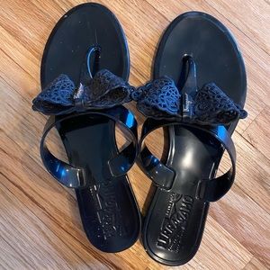 Ferragamo Bow Flats - Black